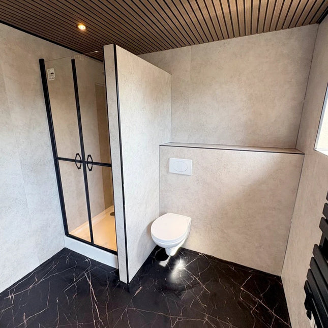 Harmony Dust – SPC Wandplatte in Marmoroptik
122x260x0.3cm