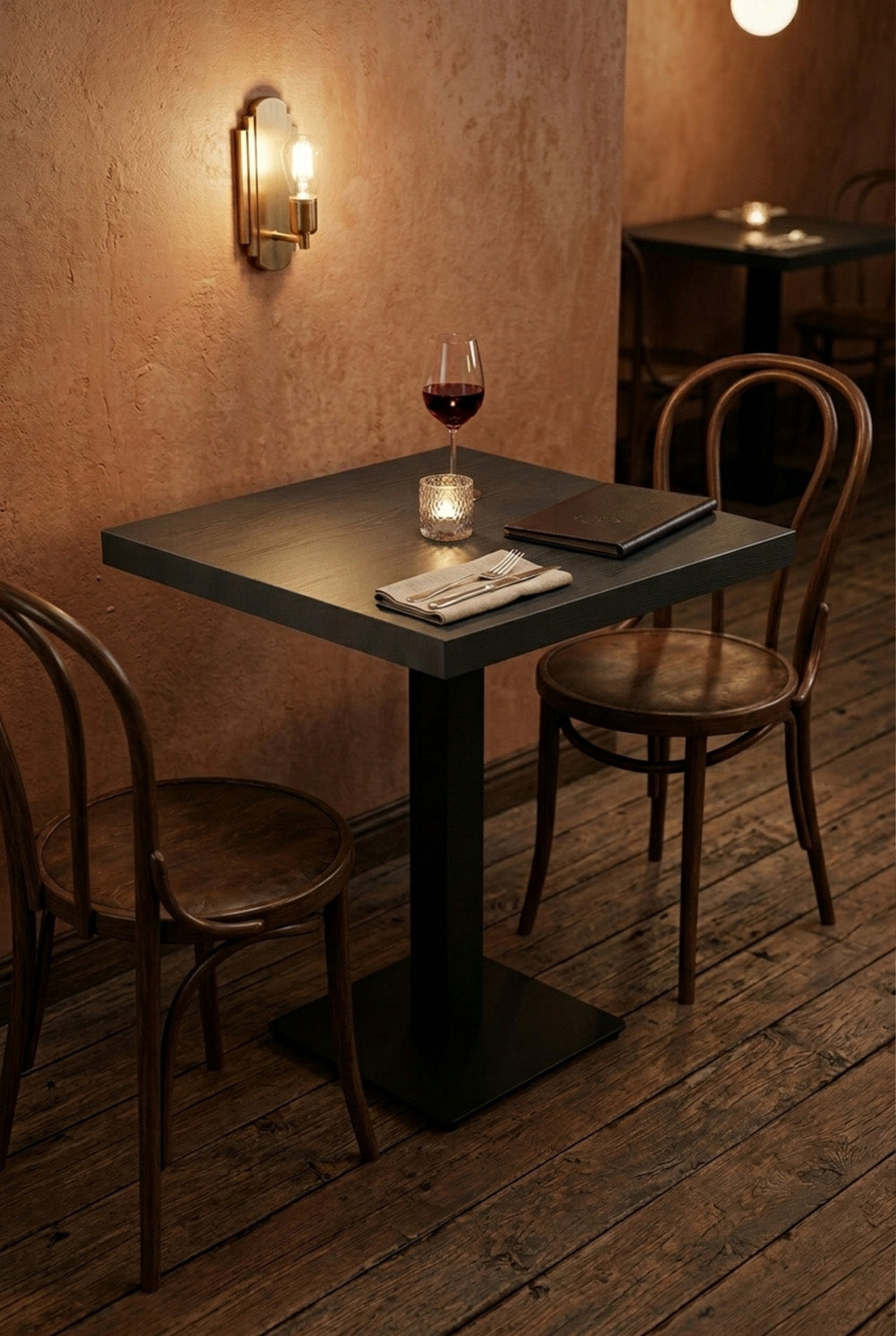 Dolphin horecatafel - Zwart houtlook - 70 x 70 cm