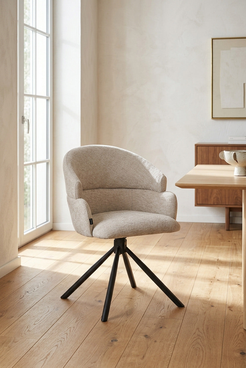Elena Draaibare Eetkamerstoel - Beige Chenille - 180 Graden