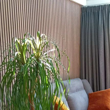 Walnuss - MDF & Filz & 3-seitiges Furnier - Akustikplatten
60x270x2cm