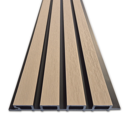 Licht Eiche- WPC-Kunststoffverkleidungen
20x290x2,5cm