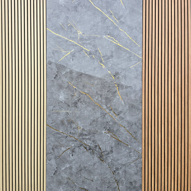 Elegant Grau-Gold - PVC Wandpaneel in Marmoroptik
122x260x0.3cm